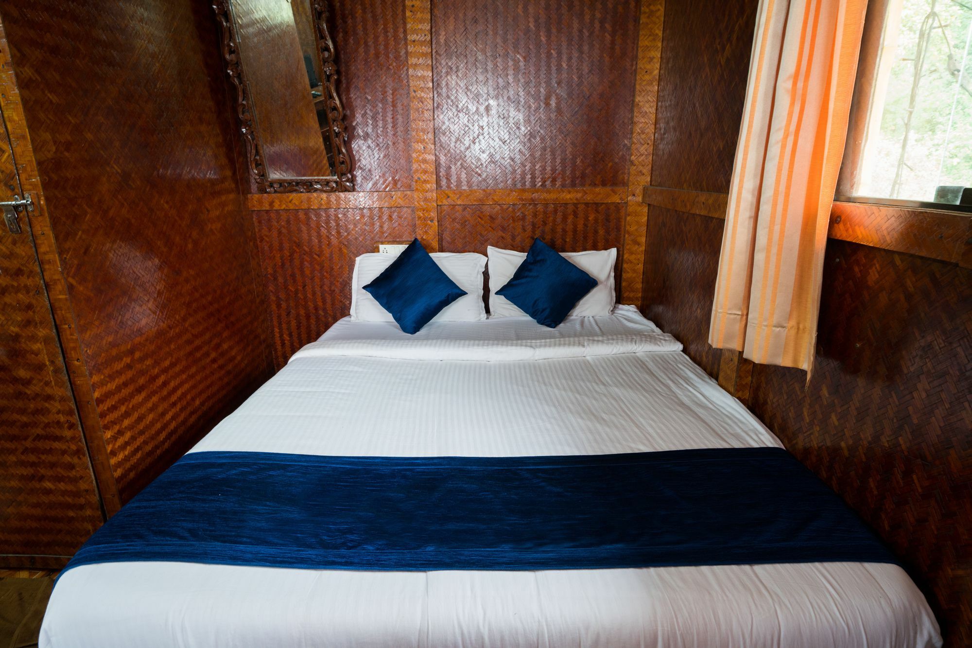 Oyo 10262 Hotel Munnar Rock Ngoại thất bức ảnh